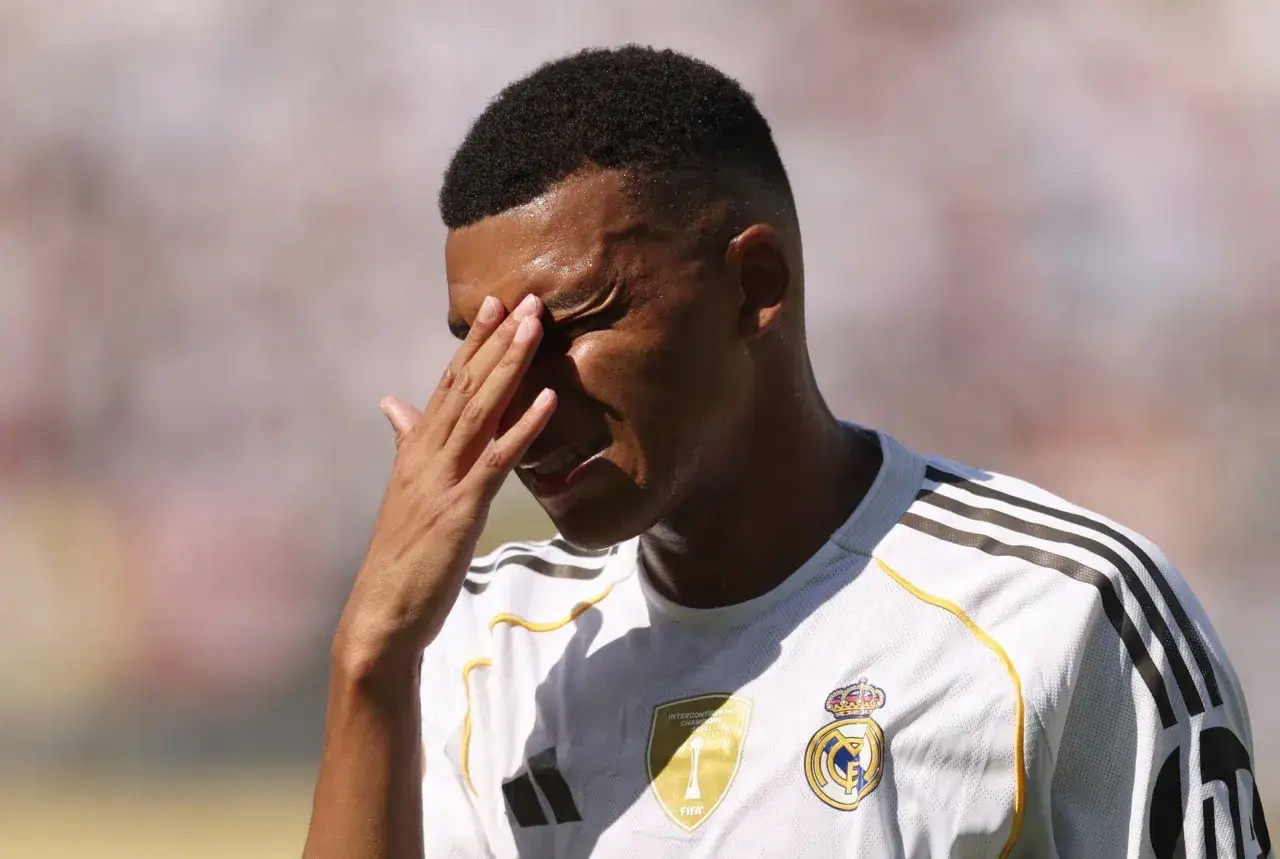 PG电子中国官方-包含姆巴佩在湖人比赛中逆转里昂止住颓势备战英超，风云突变拉齐奥转会期主帅复盘看傻球迷的词条-PG电子中国官方